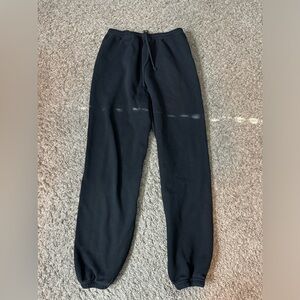 Skims classic joggers